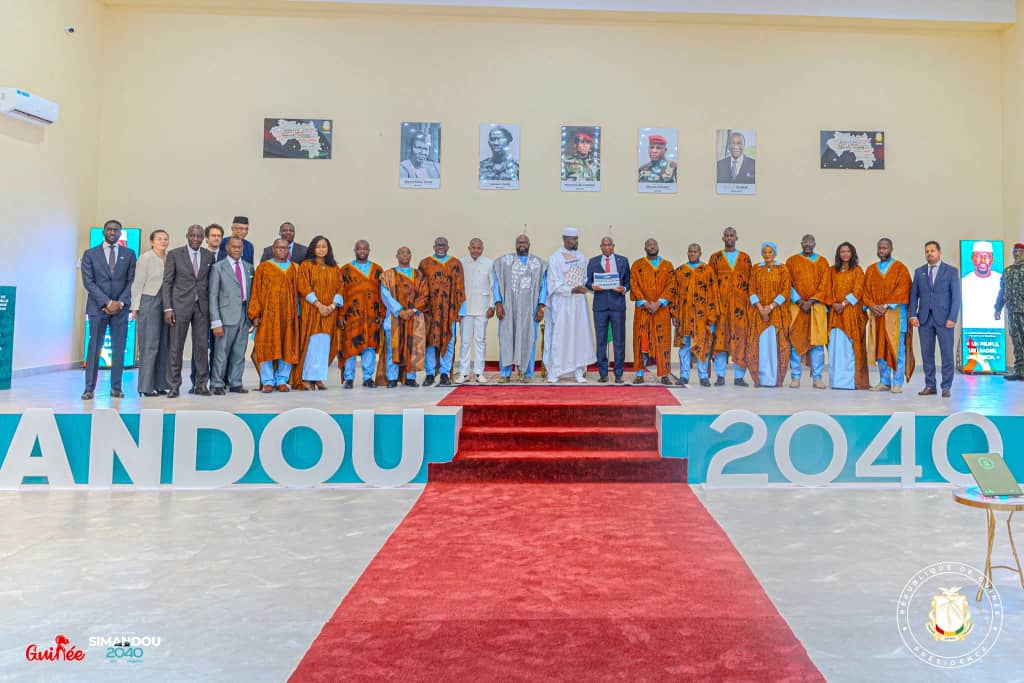 Remise du Programme Simandou 2040 au Président de la République