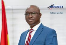 𝐏𝐨𝐫𝐭𝐫𝐚𝐢𝐭 𝐝’𝐮𝐧 𝐛𝐚̂𝐭𝐢𝐬𝐬𝐞𝐮𝐫 𝐚𝐮 𝐬𝐞𝐫𝐯𝐢𝐜𝐞 𝐝𝐞 𝐥’𝐄́𝐭𝐚𝐭 𝐠𝐮𝐢𝐧𝐞́𝐞𝐧 Camara Laye Sekou